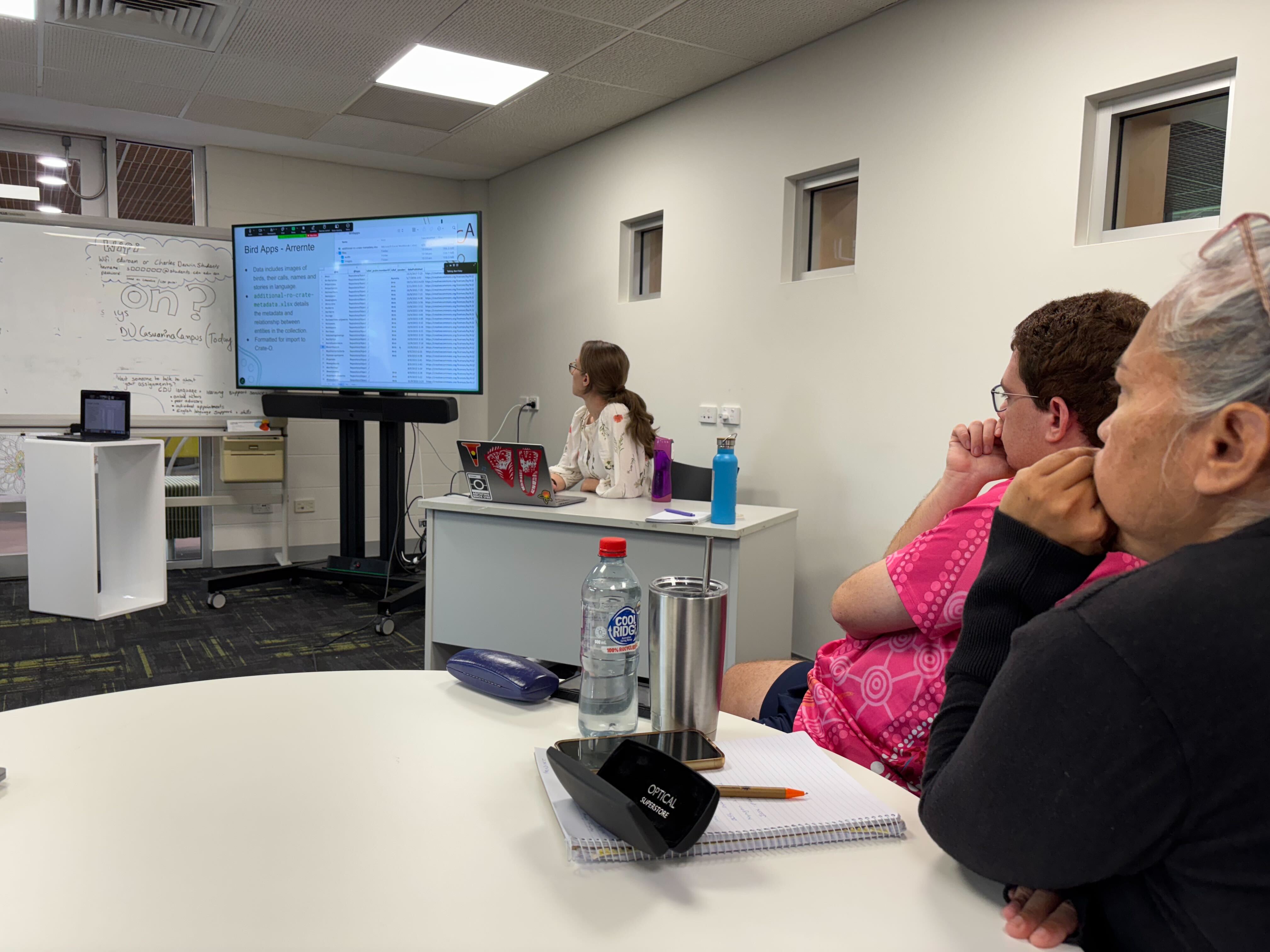Rosanna Smith (LDaCA) demonstrating Crate-O Photograph of Rosanna Smith (LDaCA) presenting a demonstration of Crate-O during the Darwin digital languages collections workshop.